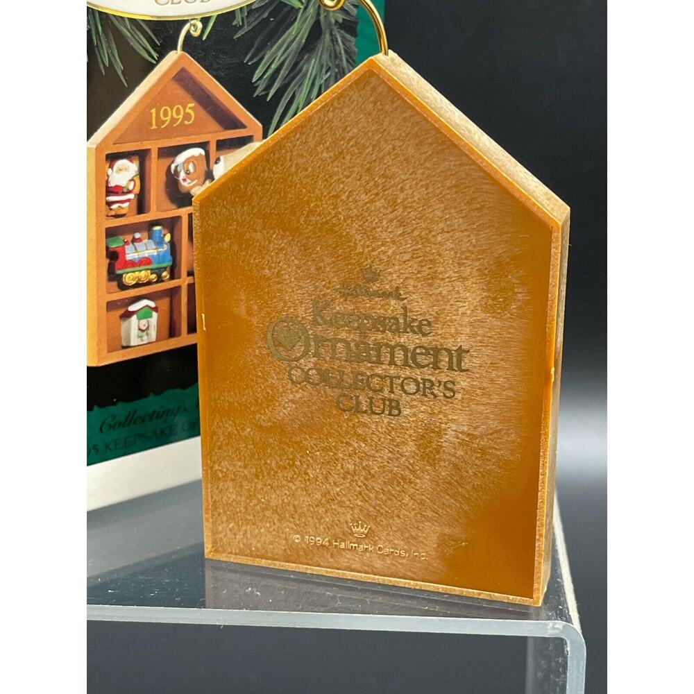 Hallmark Christmas Ornament Collectors Club 1995 Keepsake Collecting Memories - Picture 7 of 7